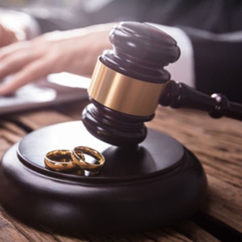 1、处理劳资纠纷的律师:如何处理这场劳资纠纷?