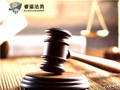 4、劳动争议诉讼律师:一般劳动争议案件聘请律师需要多少钱?
