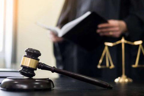 2、交通事故律师:有处理交通事故的律师吗?